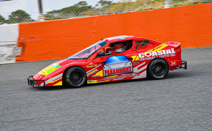 Camden Truett practicing his no. T2 Bandolero at Citrus County Speedway during the 2024 Winter Nationals. 