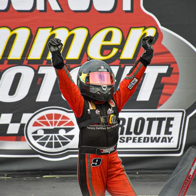 Maverick Bradshaw cheers as he celebrates his Bandits victory Monday night.