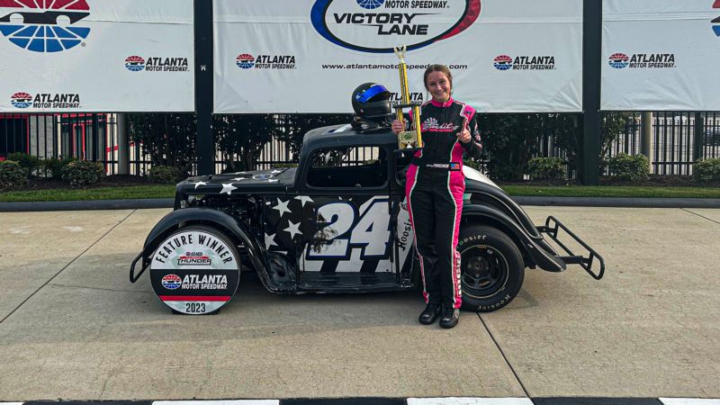 Katelyn Hicks in Atlanta Motor Speedway victory lane following a victory during the 2023 Thursday Thunder series.